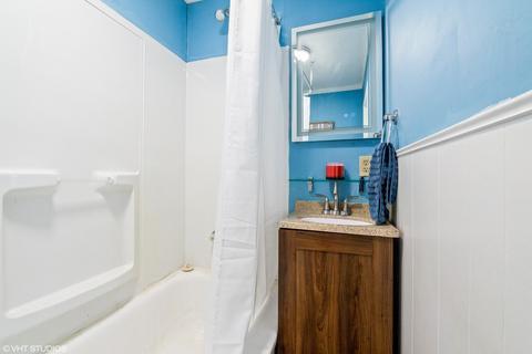 337 S Highland Dr, Lakemoor, IL 60051 photo 5