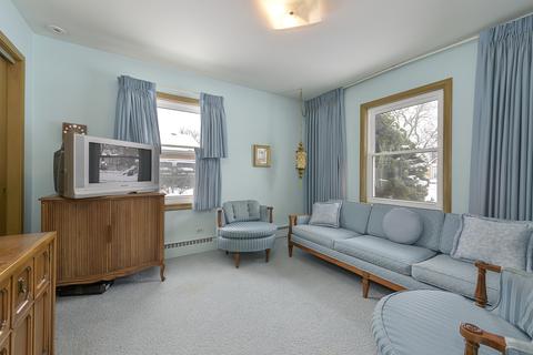 117 N Maple St, Mount Prospect, IL 60056 photo 8