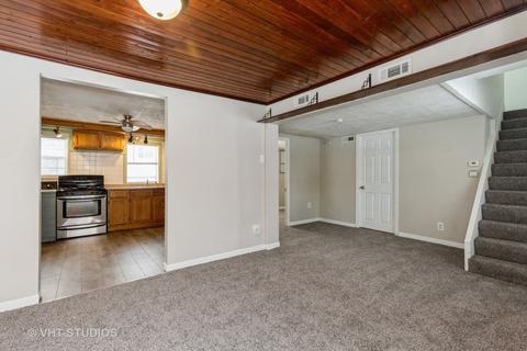 459 Enterprise St, Elgin, IL 60120 photo 4