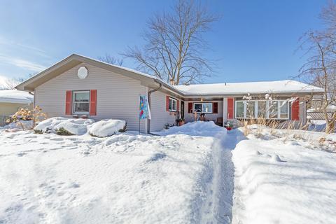 840 Western St, Hoffman Estates, IL 60169 photo 1