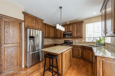 89 Montclair Dr, Cary, IL 60013 photo 5