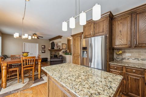 89 Montclair Dr, Cary, IL 60013 photo 6