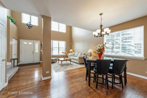 89 Montclair Dr, Cary, IL 60013 photo 7