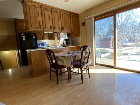 1512 N Millstream Dr, Mchenry, IL 60050 photo 6