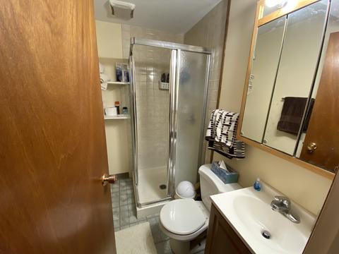 1512 N Millstream Dr, Mchenry, IL 60050 photo 16