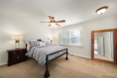 1530 Ashley Rd, Hoffman Estates, IL 60169 photo 11