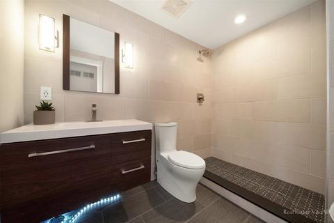 1530 Ashley Rd, Hoffman Estates, IL 60169 photo 16