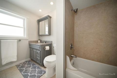 1530 Ashley Rd, Hoffman Estates, IL 60169 photo 22