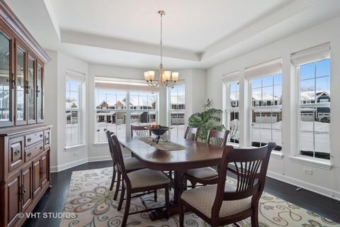 3501 Harold Cir, Hoffman Estates, IL 60192 photo 8