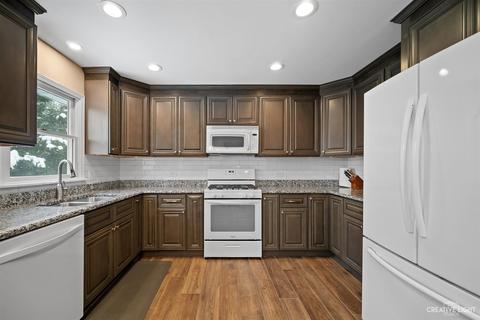 80 Redstart Rd, Naperville, IL 60565 photo 8