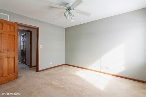 1211 Dunamon Dr, Bartlett, IL 60103 photo 11
