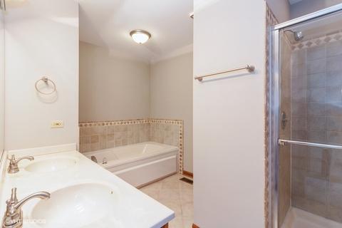 1211 Dunamon Dr, Bartlett, IL 60103 photo 12