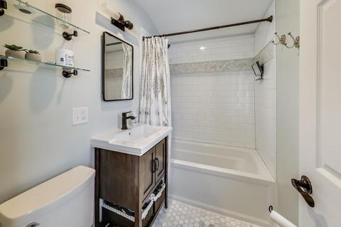 7829 W Gregory St, Chicago, IL 60656 photo 9