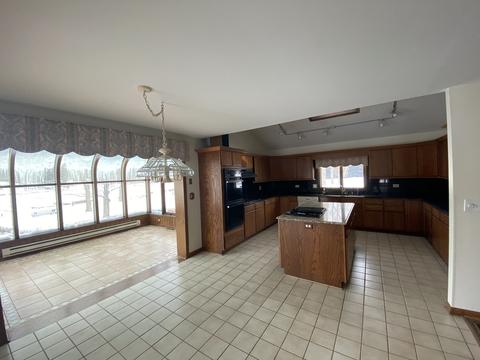 9603 Zimmer Dr, Algonquin, IL 60102 photo 5