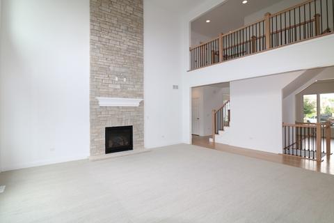 39 Landon Cir, Wheaton, IL 60189 photo 4