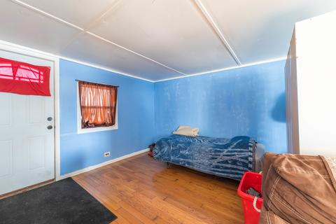 142 W Jeffery Ave, Wheeling, IL 60090 photo 16