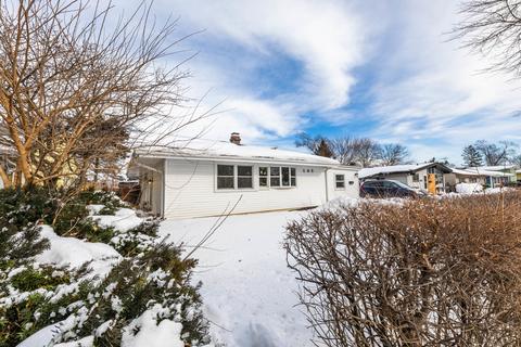 142 W Jeffery Ave, Wheeling, IL 60090 photo 1
