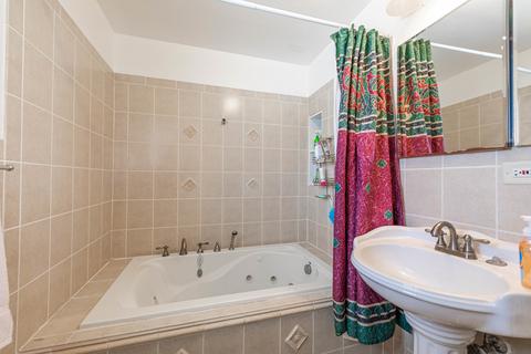 142 W Jeffery Ave, Wheeling, IL 60090 photo 14