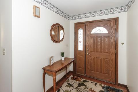762 Falmore Dr, Bartlett, IL 60103 photo 3