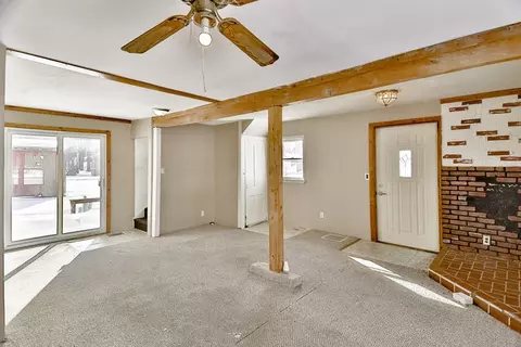 101 Blaine St, Leaf River, IL 61047 photo 6