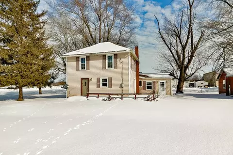 101 Blaine St, Leaf River, IL 61047 photo 1