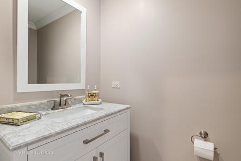 1910 E Seneca Ln, Mount Prospect, IL 60056 photo 27