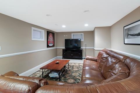 1910 E Seneca Ln, Mount Prospect, IL 60056 photo 23