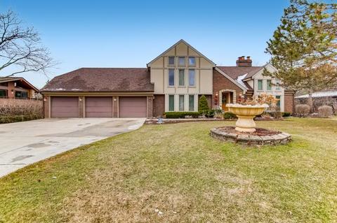 688 Camelot Dr, Burr Ridge, IL 60527 photo 1