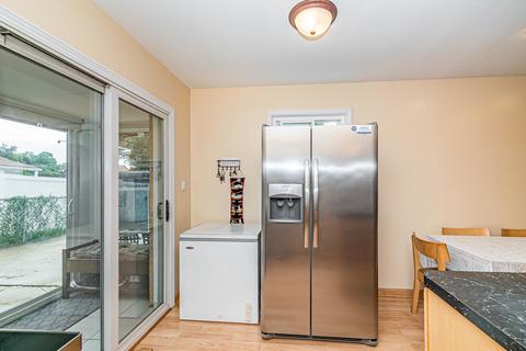 9415 Sumac Rd #A, Des Plaines, IL 60016 photo 12