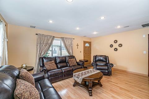 9415 Sumac Rd #A, Des Plaines, IL 60016 photo 9