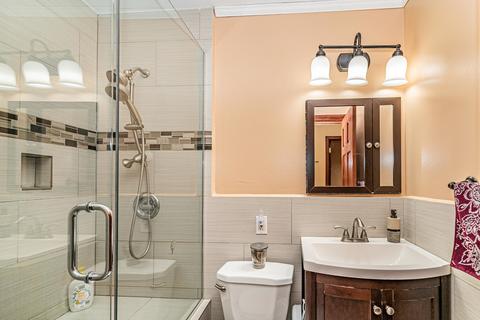 9415 Sumac Rd #A, Des Plaines, IL 60016 photo 5