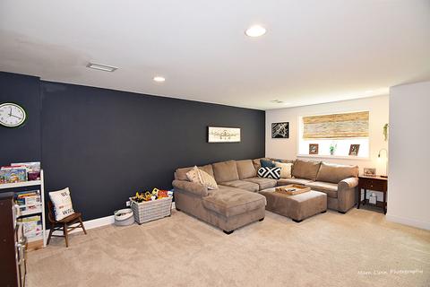 623 Bryn Mawr Ave, Bartlett, IL 60103 photo 24