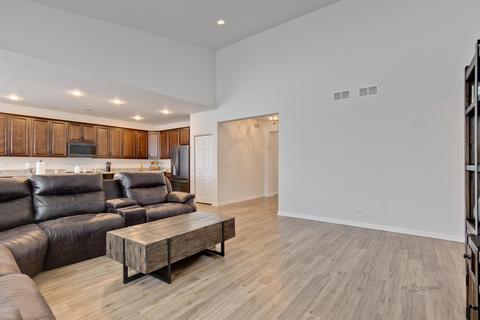 1784 Prospect Dr, Hoffman Estates, IL 60192 photo 18