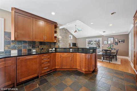1766 Central Rd, Glenview, IL 60025 photo 8