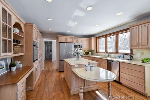 102 Fairway Ln, Wheaton, IL 60189 photo 7