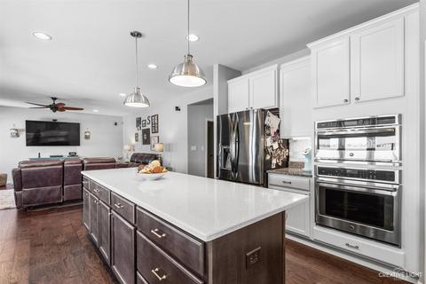 3806 Monterey Cir, Algonquin, IL 60102 photo 5