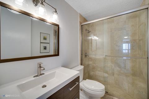 30 E Huron St #5407, Chicago, IL 60611 photo 17