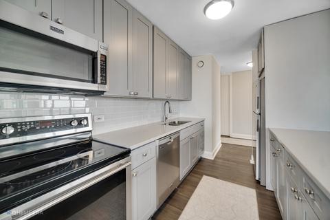 30 E Huron St #5407, Chicago, IL 60611 photo 6