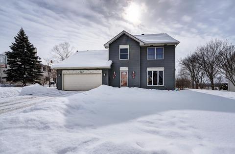 301 Windsor Dr, Bartlett, IL 60103 photo 1