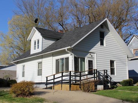 203 E High St, Morrison, IL 61270 photo 1