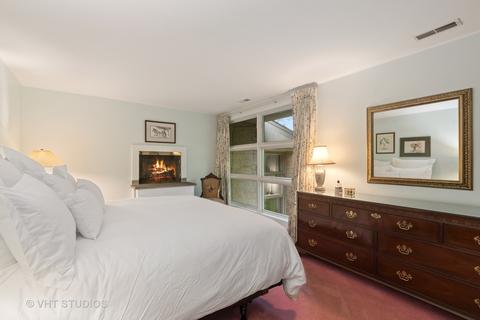 245 Sunset Dr, Northfield, IL 60093 photo 17