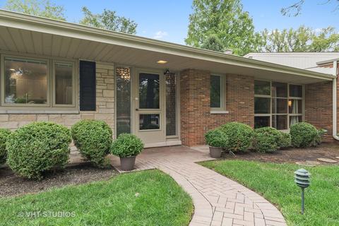 245 Sunset Dr, Northfield, IL 60093 photo 3