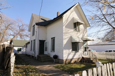 893 Elizabeth St, Elgin, IL 60120 photo 2