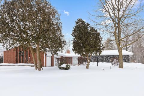 2847 E Spruce Dr, Crete, IL 60417 photo 1