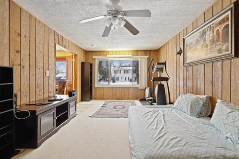 330 Kingman Ln, Hoffman Estates, IL 60169 photo 8