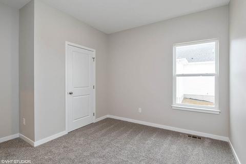 6702 Eich Dr, Joliet, IL 60431 photo 17