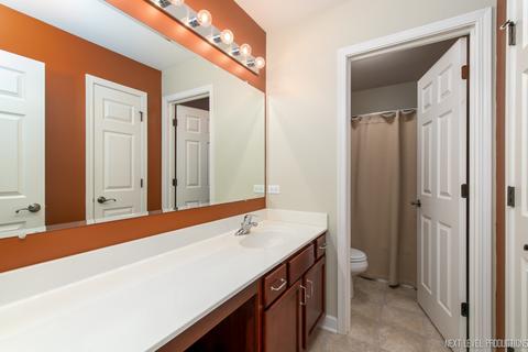 3099 Chalkstone Ave, Elgin, IL 60124 photo 32