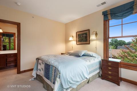 301 E Liberty Dr, Wheaton, IL 60187 photo 29