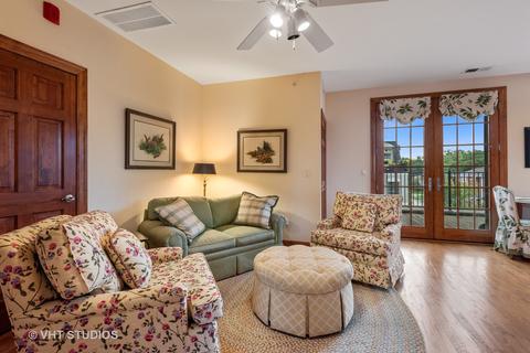 301 E Liberty Dr, Wheaton, IL 60187 photo 24