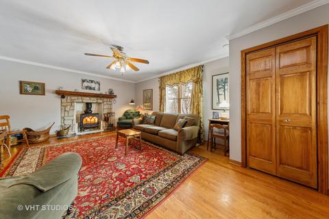 1445 Stoddard Ave, Wheaton, IL 60187 photo 9